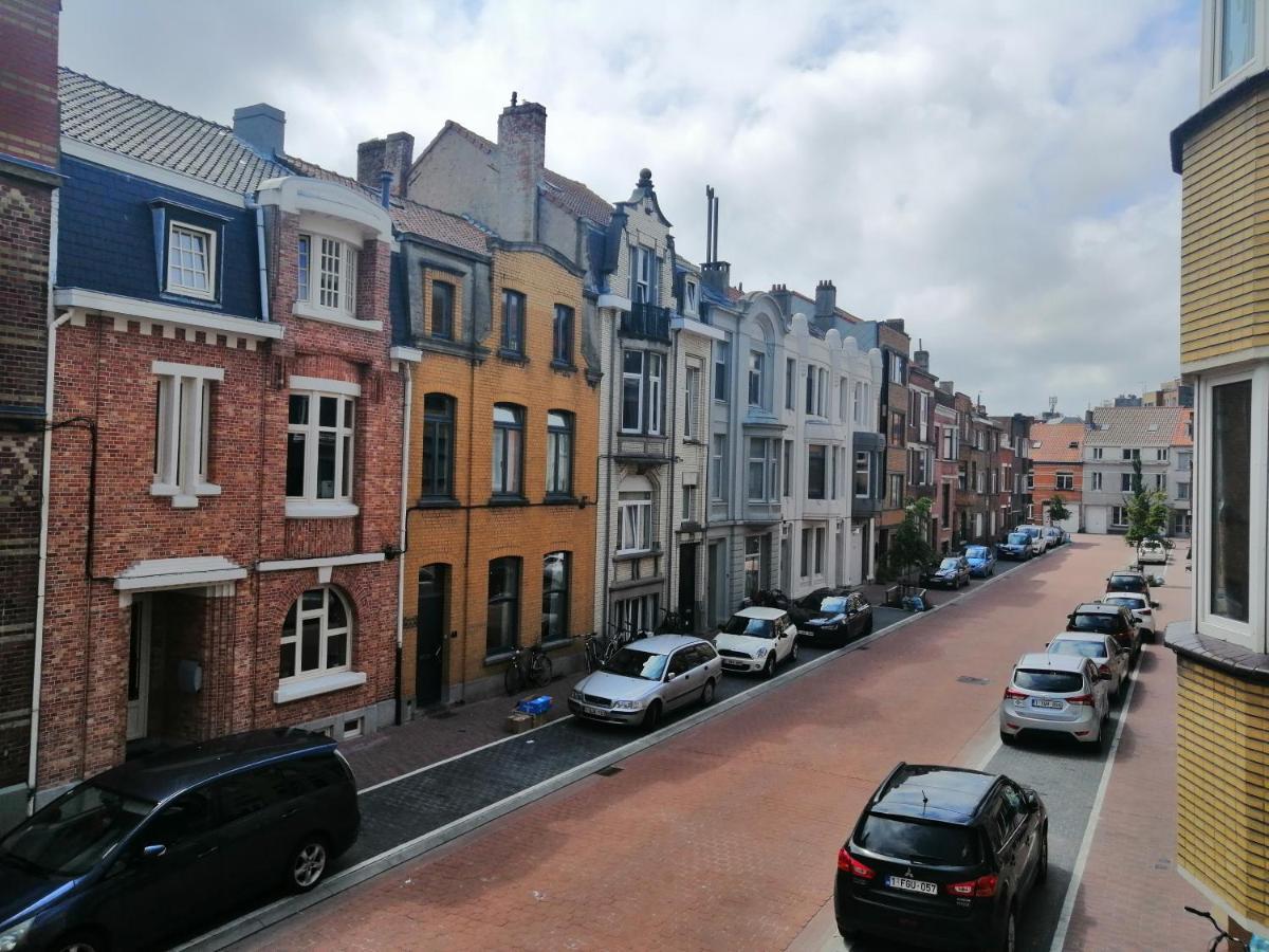 Large Apartment 800M From The Beach 90 Square Meters Oostende Eksteriør bilde