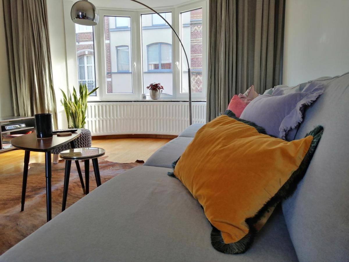 Large Apartment 800M From The Beach 90 Square Meters Oostende Eksteriør bilde