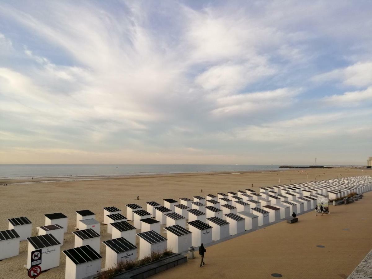 Large Apartment 800M From The Beach 90 Square Meters Oostende Eksteriør bilde